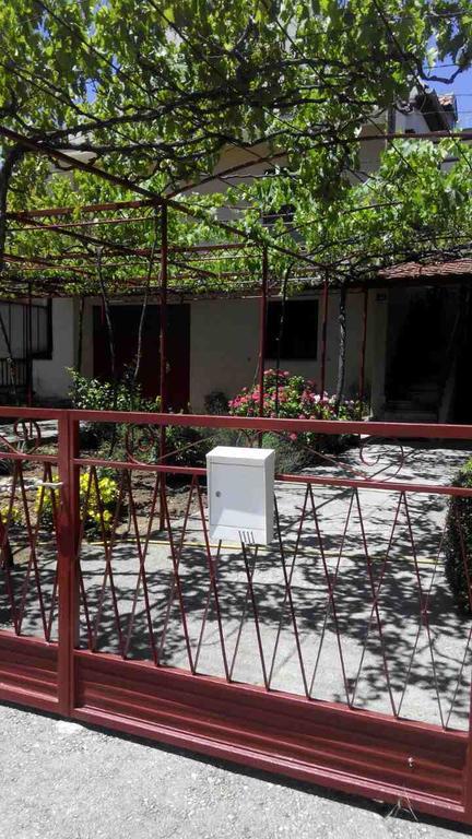 Apartamento Rajka Trebinje Exterior foto